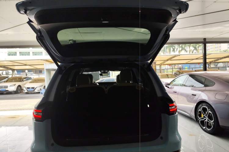 Used Li Auto ONE 2020 Extended-Range 6-Seater Version
