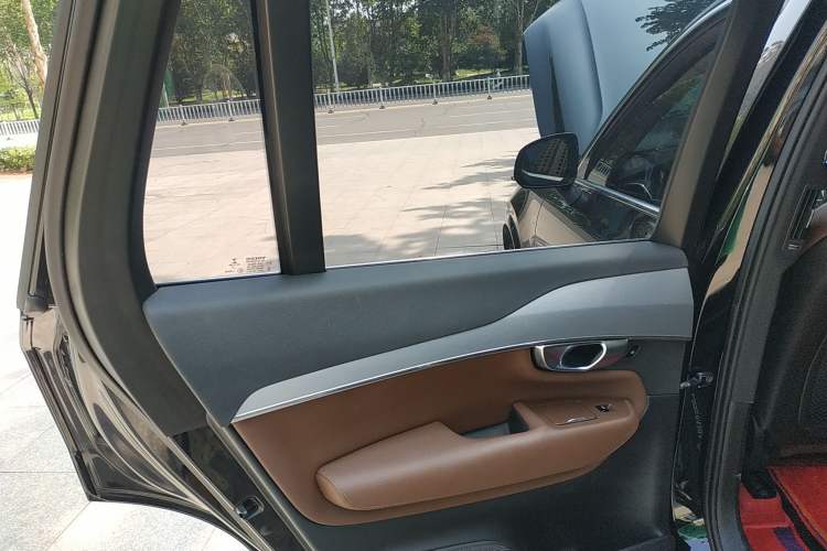 Used Volvo XC90 2019 T5 Zhiyi Edition 7-Seater China VI
