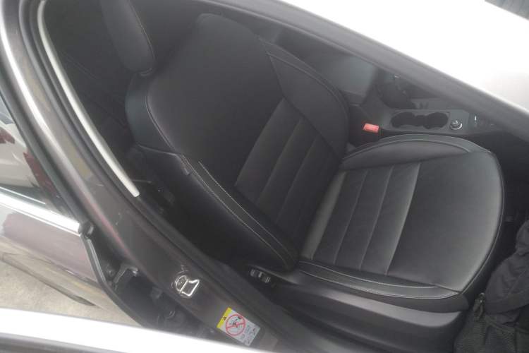 Used Skoda Octavia 2016 1.6L Automatic Smart Drive Edition
