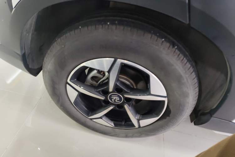 Used BYD Yuan UP 2025 Intelligent Driving Version 401 km Leading Edition