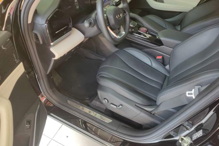 Used Geely Auto Monjaro L 2023 2.0TD High-Power Automatic Two-Wheel Drive Flagship Version
