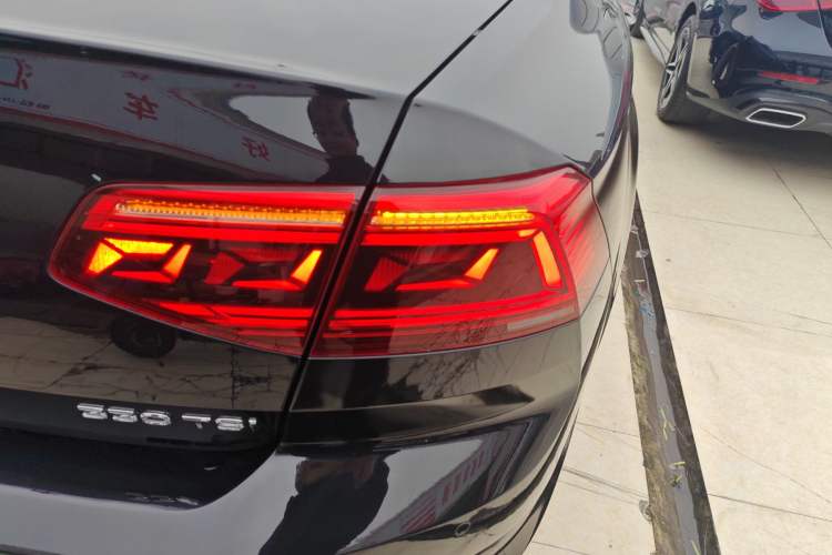 Used Volkswagen Magotan 2020 330TSI DSG Luxury Edition
