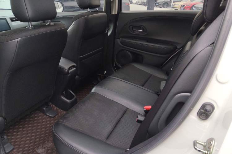 Used Honda Vezel 2020 1.5L CVT Luxury Edition
