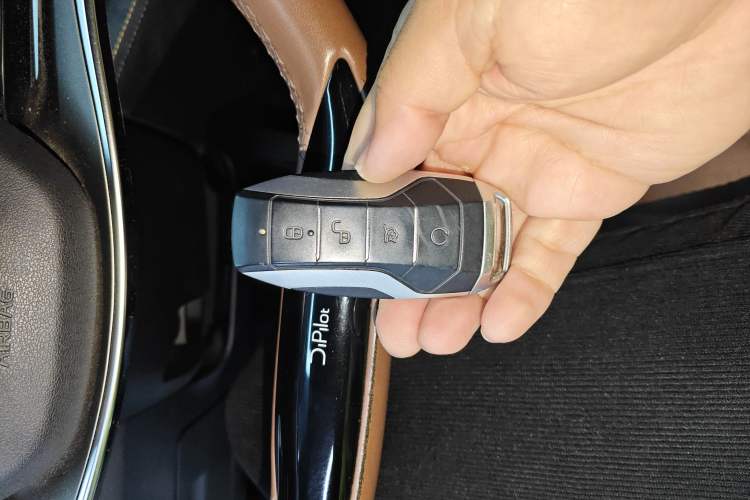 Used BYD Tang New Energy 2021 DM-i 112KM Prestige Model
