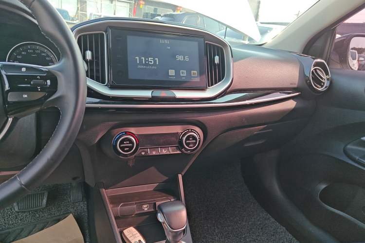 Used Kia kx1 Stonic 2021 1.4L Automatic Fun & Sport Edition
