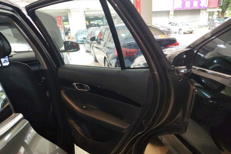 Used  E5 2024 530km Starship Edition
