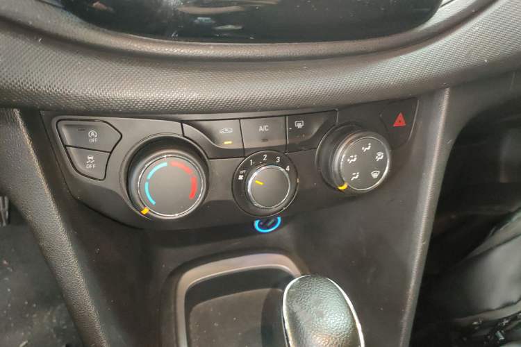 Used Chevrolet Cavalier 2019 320 Automatic Enjoyment with Sunroof
