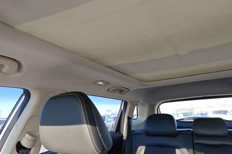 Used Geely Auto Emgrand X7 Sport 2018 1.8TD Automatic Two-Wheel Drive Smart 4G Connected Version