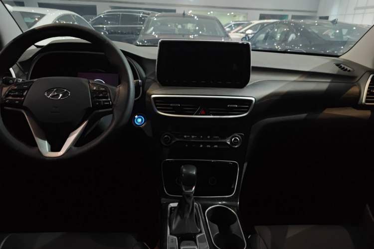 Used Hyundai Tucson 2020 280TGDi Two-Wheel-Drive GLS Fashion Edition China VI Standard