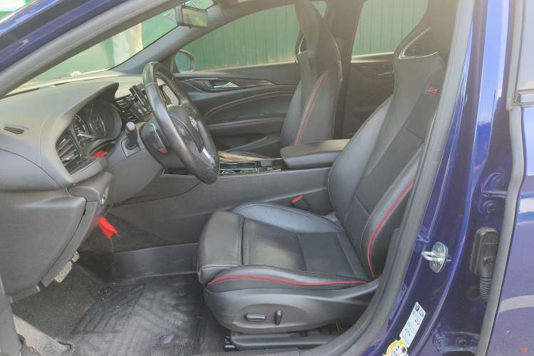 Used Buick Regal 2020 GS 28T Elite Model
