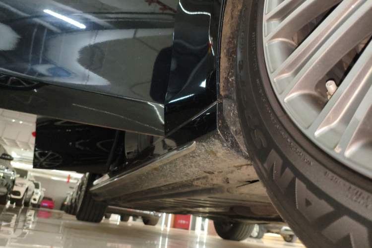 Used Mercedes-Benz E-Class 2019 Restyled E 300 L Sporty and Stylish Edition
