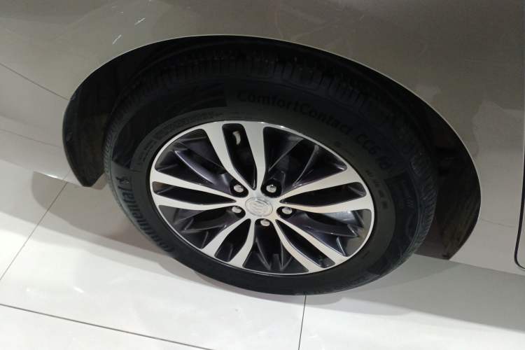 Used Buick GL8 2023 ES Lu Zun Comfort Model
