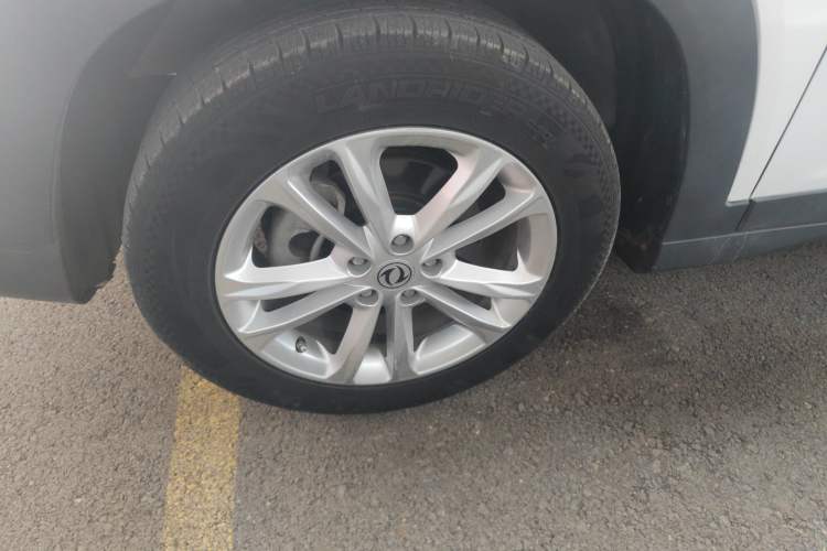 Used Dongfeng Fengon S560 2018 1.8L Manual Urban Model 7 Seats