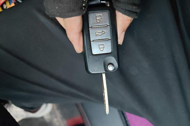 Used Zotye Domy X5 2015 1.5T CVT ZHANG GUI Model China V Standard
