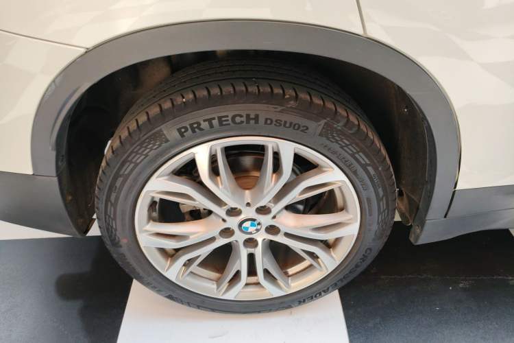 Used BMW X1 2019 sDrive20Li Leading Model