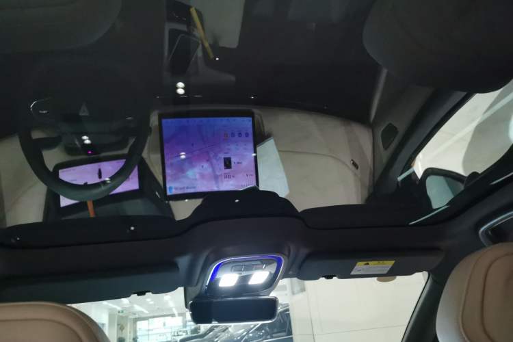 Used  SL03 2022 515 Pure Electric Version
