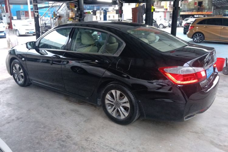 Used Honda Accord 2015 2.0L LX Comfort Edition
