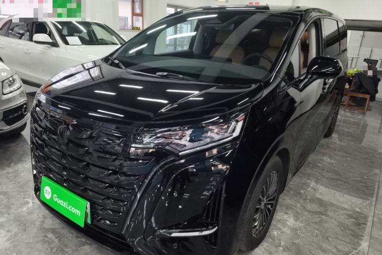 Used Denza D9 2022 DM-i 970 Four-Wheel Drive Flagship Model
