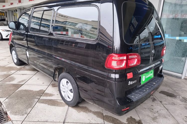 Used FORTHING Lingzhi 2023 M5L 1.6L Base Model 7 Seats
