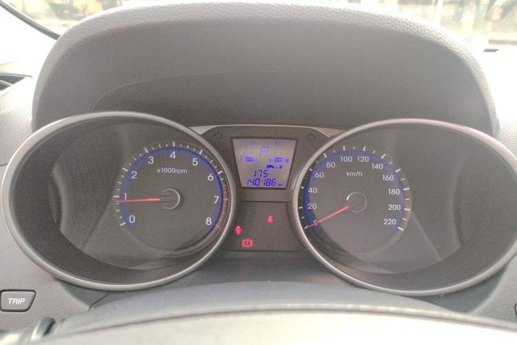 Used Hyundai ix35 2013 2.0L Automatic Two-Wheel Drive Smart GLS China IV Standard
