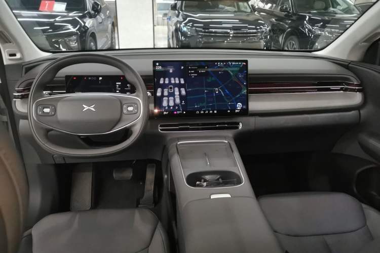 Used XPeng G6 2025 625 Long-Range Max Flagship Edition
