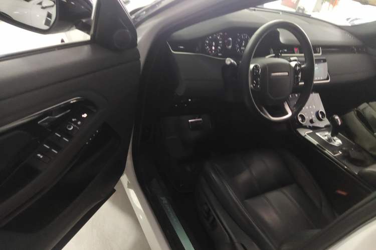 Used Land Rover Range Rover Evoque 2020 249 PS R-DYNAMIC SE Sport Technology Edition
