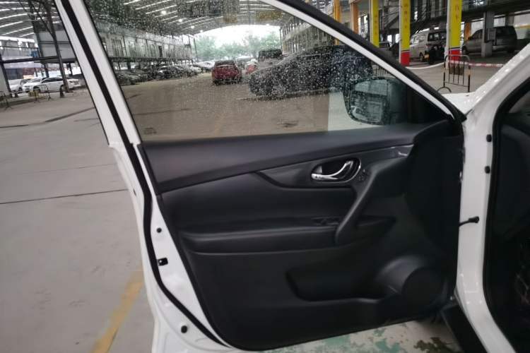 Used Nissan X-Trail 2017 2.0L CVT Comfort Edition 2WD
