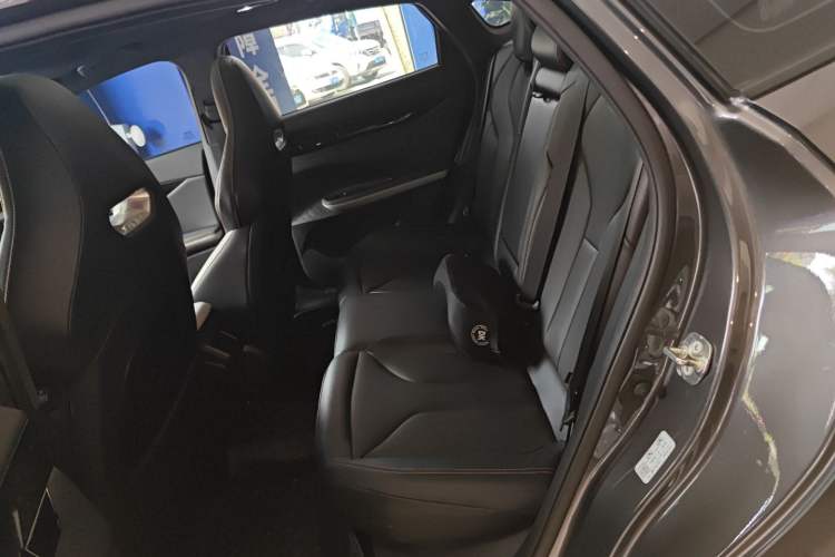 Used Changan UNI-V 2023 1.5T Prestige Model
