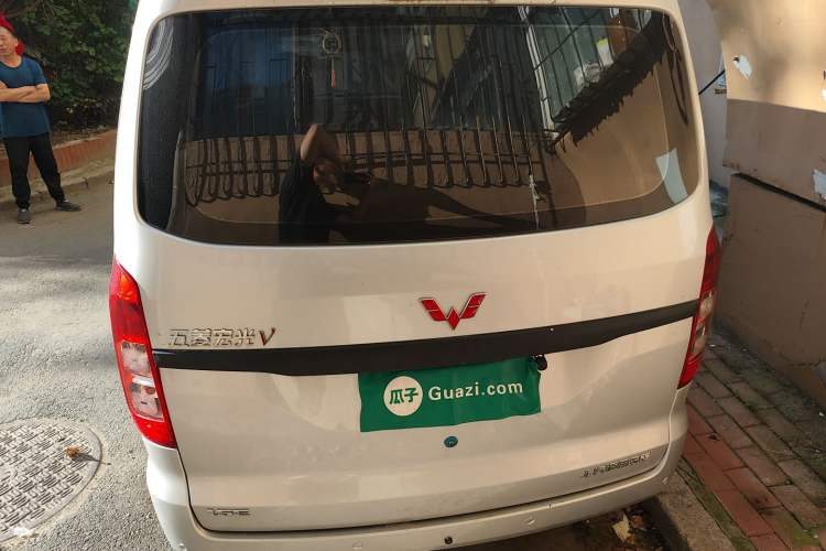 Used Wuling Hongguang V 2022 1.5L Jingqu Edition Electric-Assist LAR
