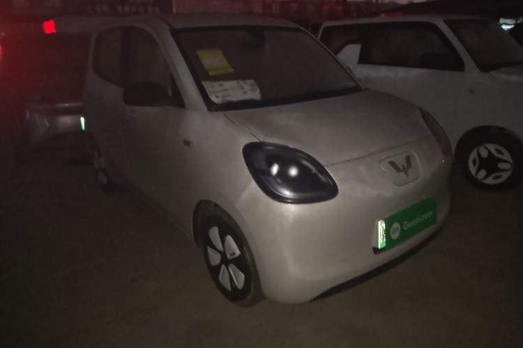 Used Wuling Hongguang MINIEV 2025 Four-Door Version Advanced Edition
