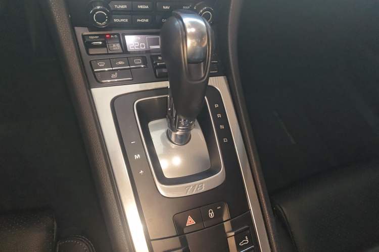 Used Porsche 718 2018 Cayman 2.0T
