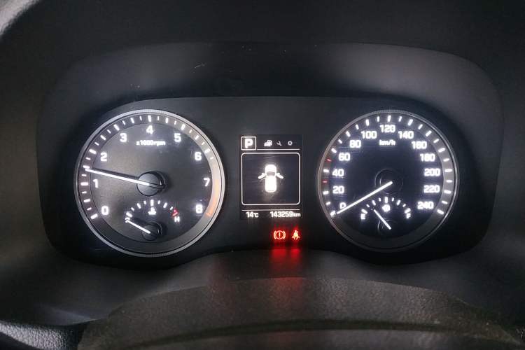 Used Hyundai Tucson 2015 1.6T Dual-Clutch Two-Wheel-Drive Smart Model
