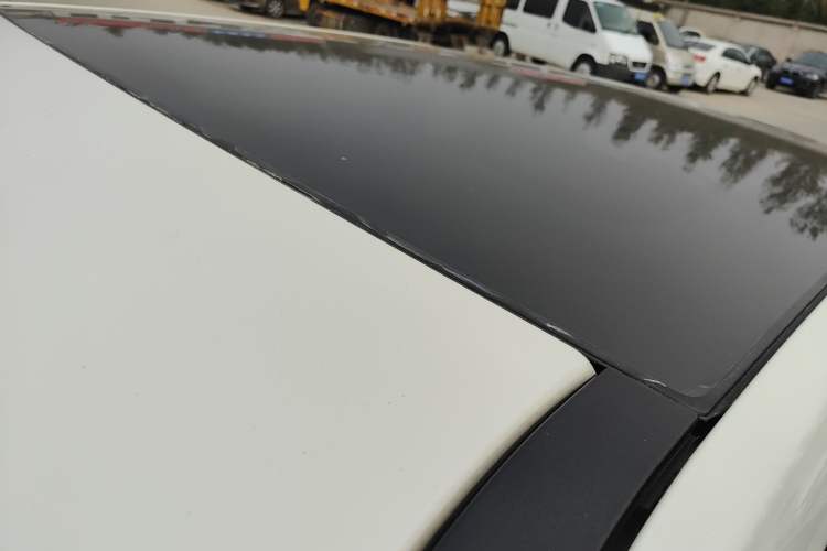 Used Land X7 2015 2.0T Panoramic Prestige Edition
