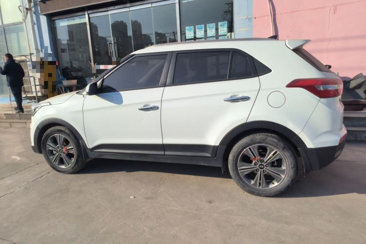 Used Hyundai ix25 2015 2.0L Automatic Two-Wheel Drive Intelligent GLS