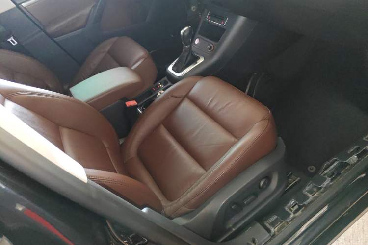 Used Volkswagen Tiguan 2015 1.8TSI Automatic Two-Wheel Drive Luxury Model
