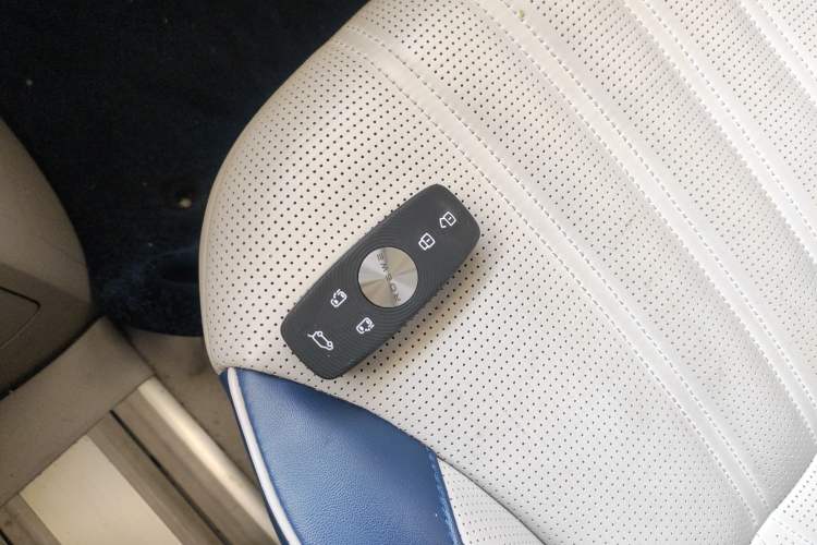 Used Roewe iMAX8 2021 400TGI Supreme Series Prestige Edition
