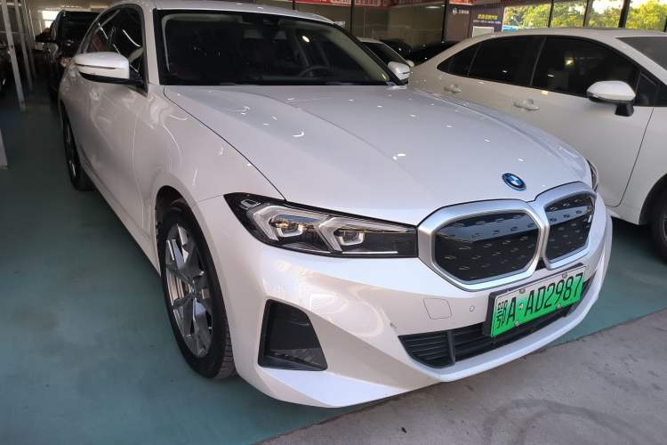 Used BMW i3 2022 eDrive 35 L
