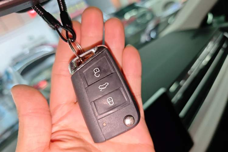 Used Volkswagen Tiguan L 2024 380TSI Automatic All-Wheel Drive R-Line Enhanced 7-Seater
