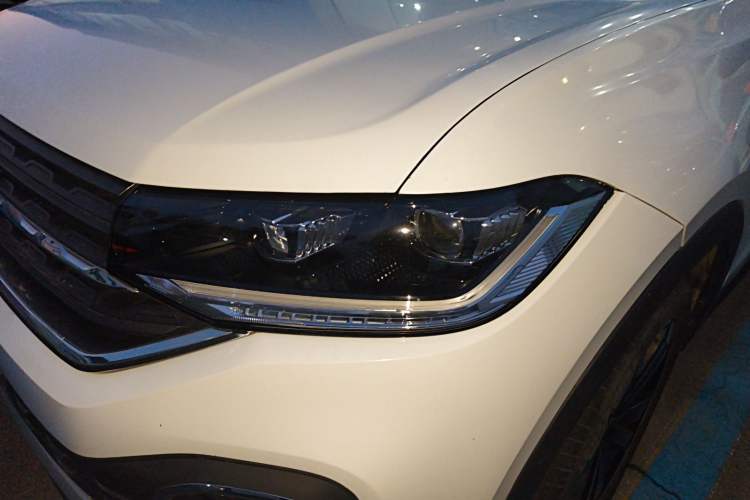 Used Volkswagen Tacqua 2021 200TSI DSG JoyConnect Edition
