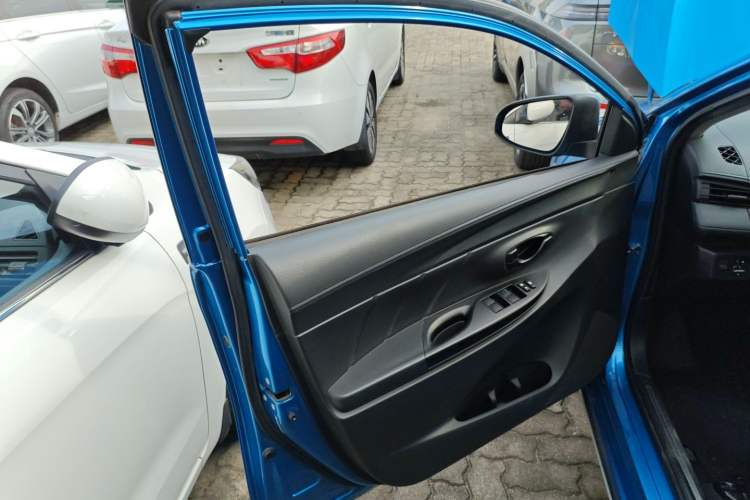 Used Toyota YARiS L 2020 X-Trail X 1.5L CVT Leading Edition
