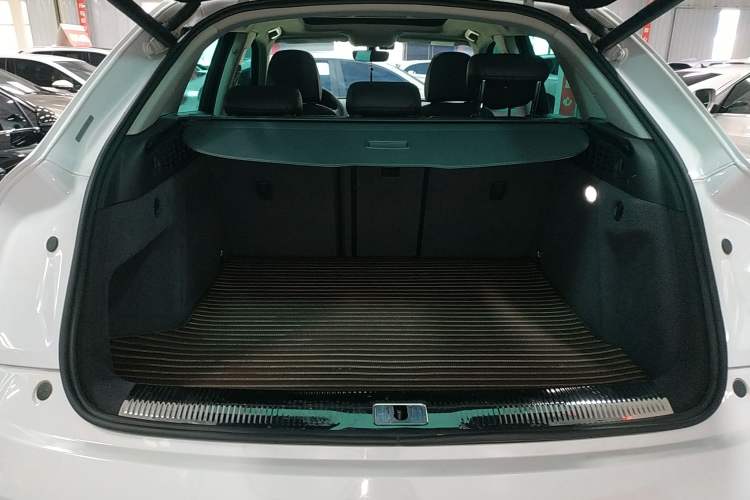 Used Audi Q3 2018 30th Anniversary Edition 30 TFSI Fashion Model
