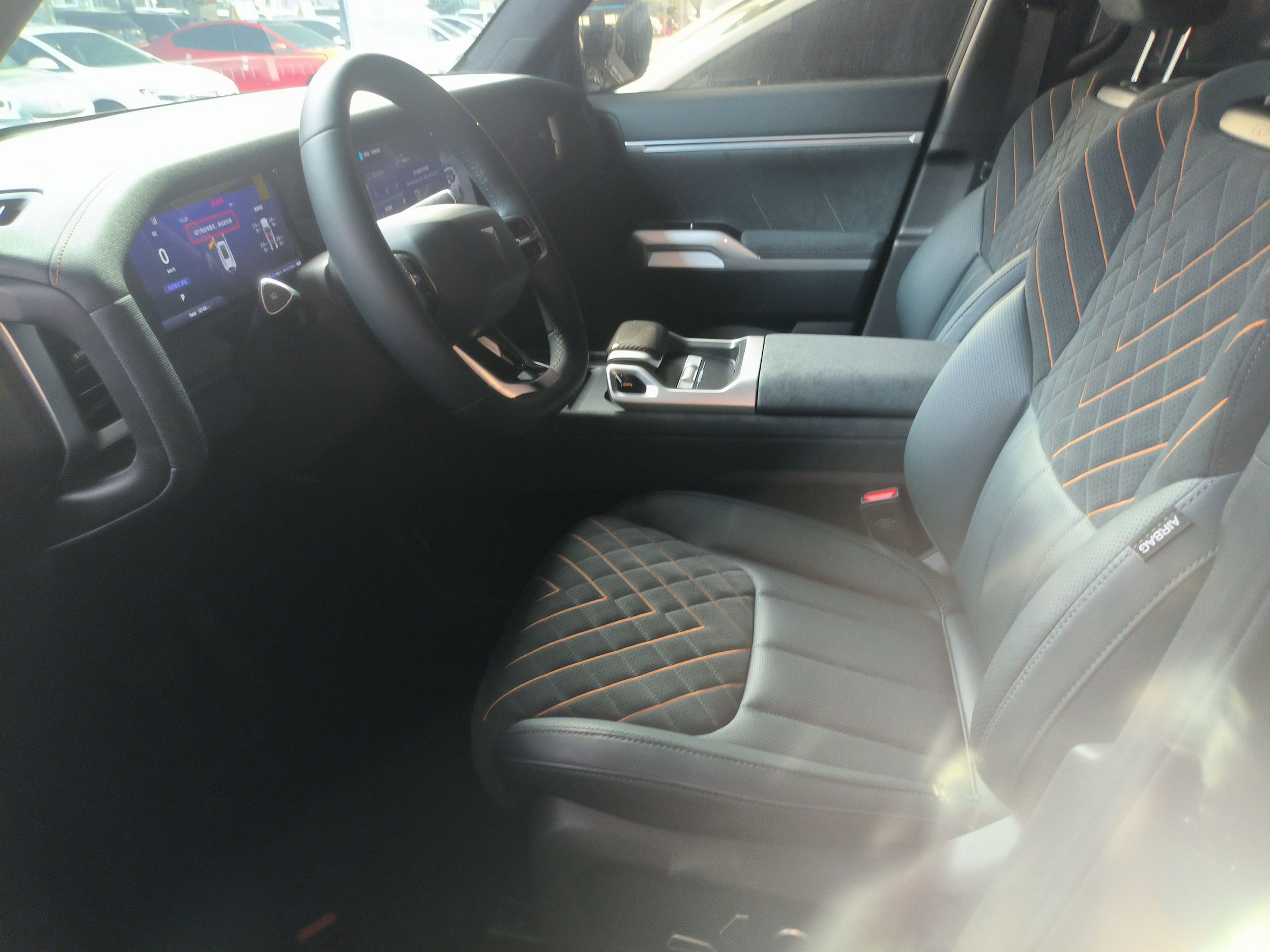 Переднее сиденье в автомобиле