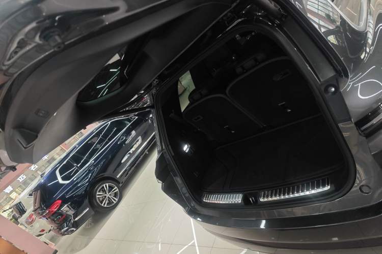 Used Li Auto L9 2022 Max model
