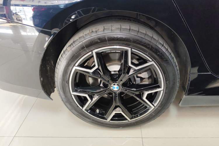Used BMW i3 2025 eDrive 40 L Midnight Edition