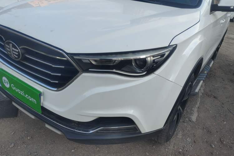 Used Bestune X40 2019 1.6L Manual Luxury Edition China V