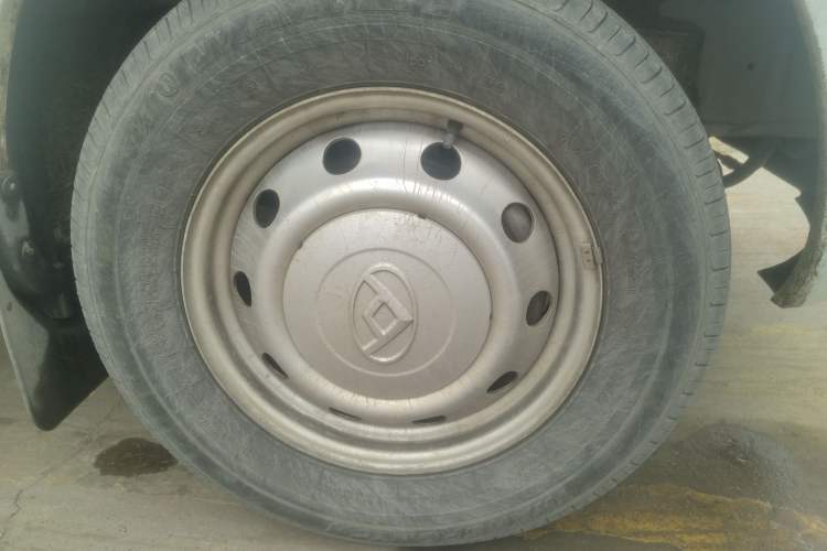 Used SAIC MAXUS Xintu V80 2021 2.0T Manual Classic Aoyuntong Short Wheelbase Ultra-Low Roof 5/6-Seater