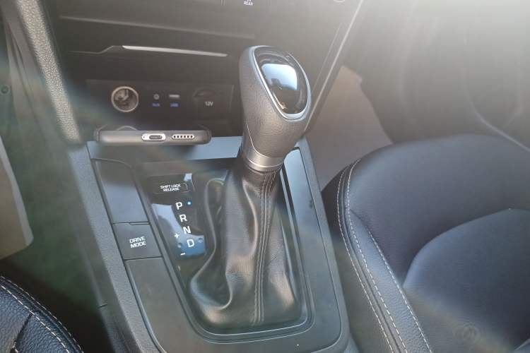 Used Hyundai Elantra 2016 1.4T Dual-Clutch Xuan Dong · Dynamic Version
