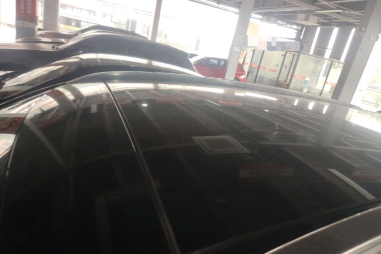 Used Mercedes-Benz GLC 2018 Facelift GLC 260 4MATIC Luxury Edition
