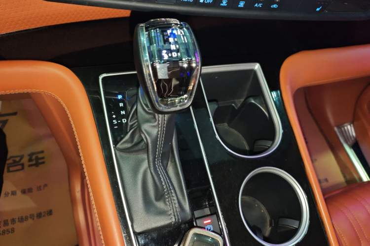 Used Toyota Sienna 2021 2.5L Hybrid Luxury Edition
