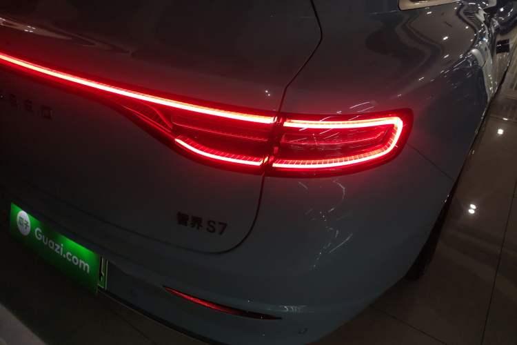 Used Hima Luxeed S7 2024 Max+
